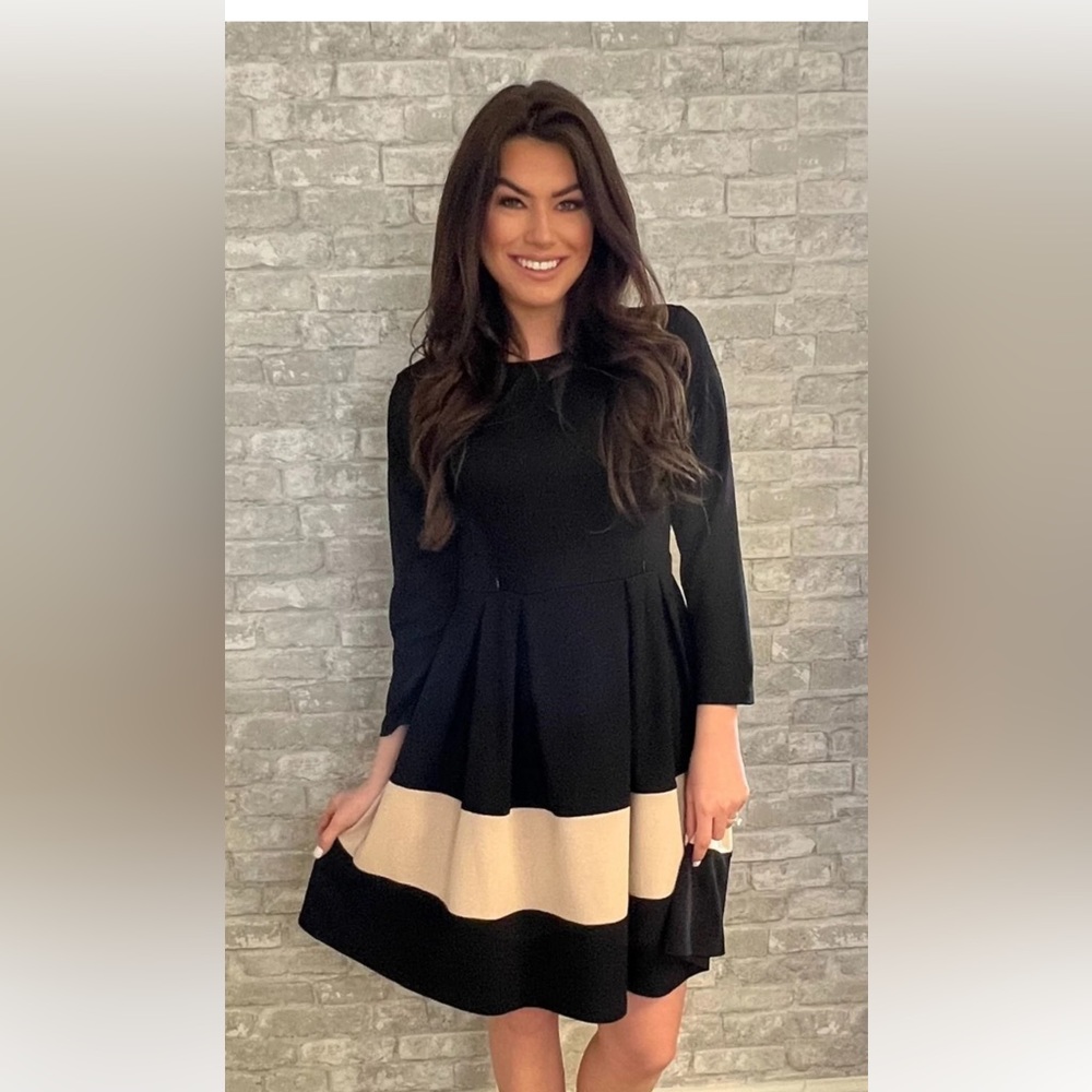 SOLD NWOT Fit and Flare Black Dress - Tan Stripe
M (8/10)